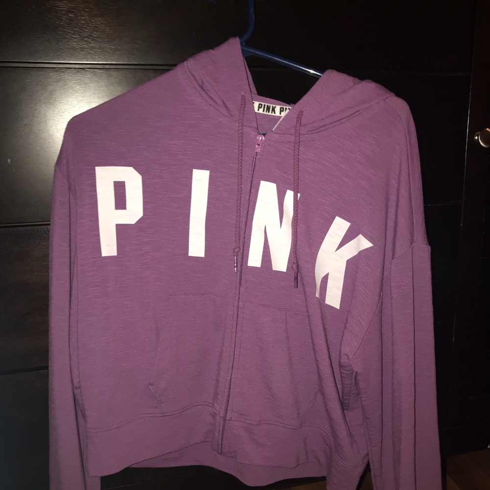 Cropped sweatshirt!!
